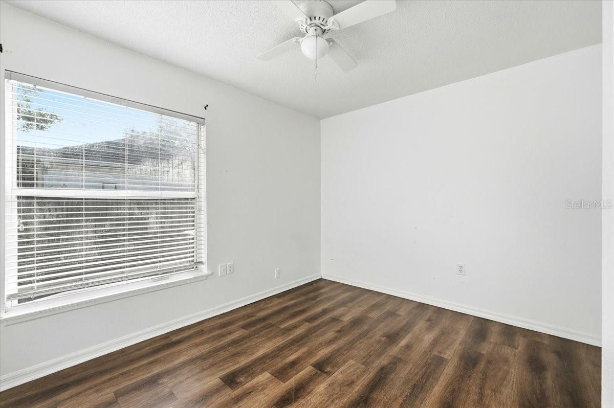 1158 Perpignan Ct Property Photo 25