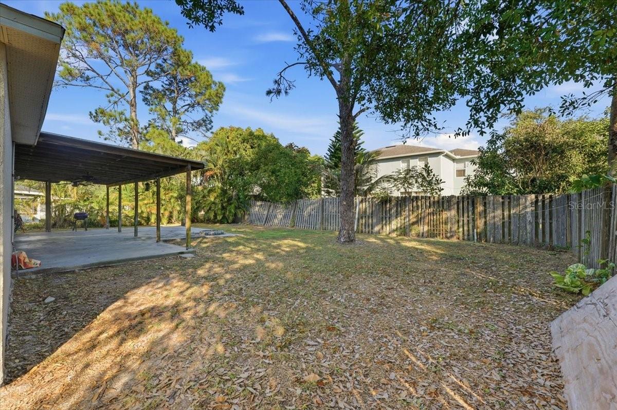 1158 Perpignan Ct Property Photo 28