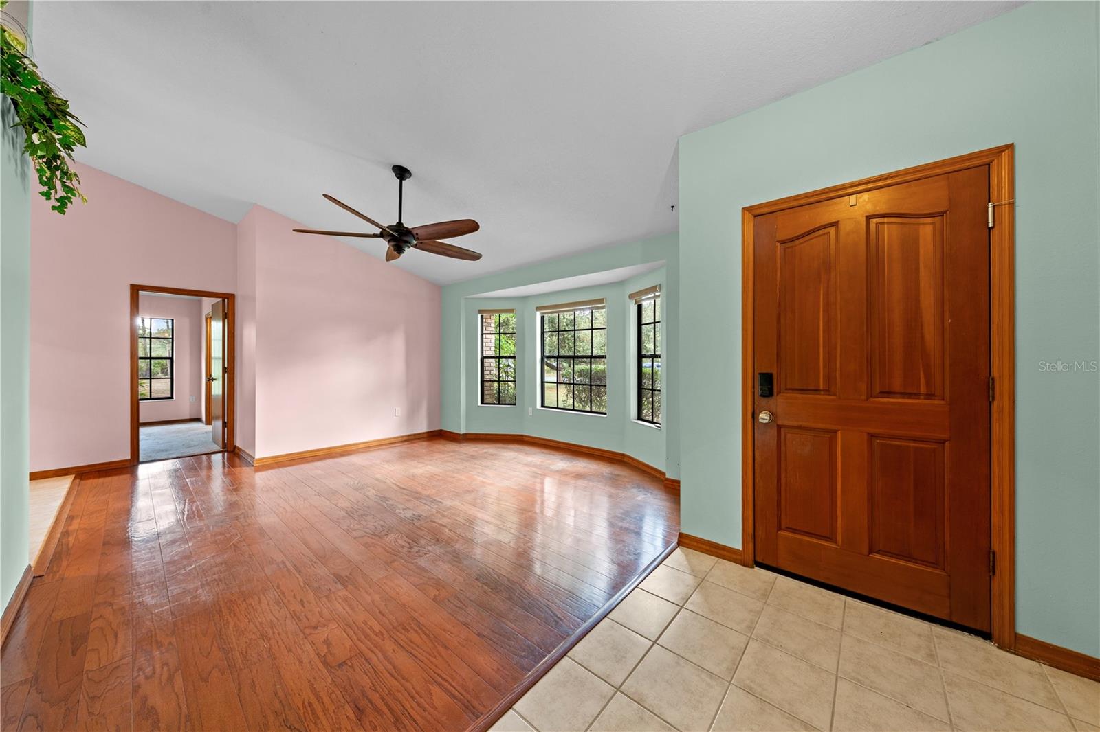 1860 Mustang Ct Property Photo 18