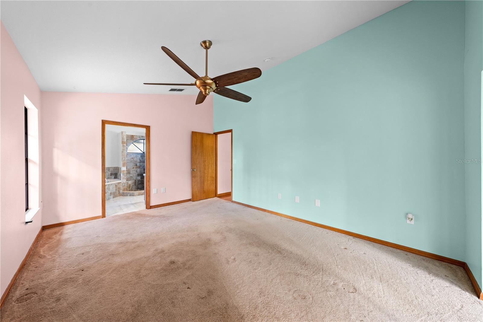 1860 Mustang Ct Property Photo 31