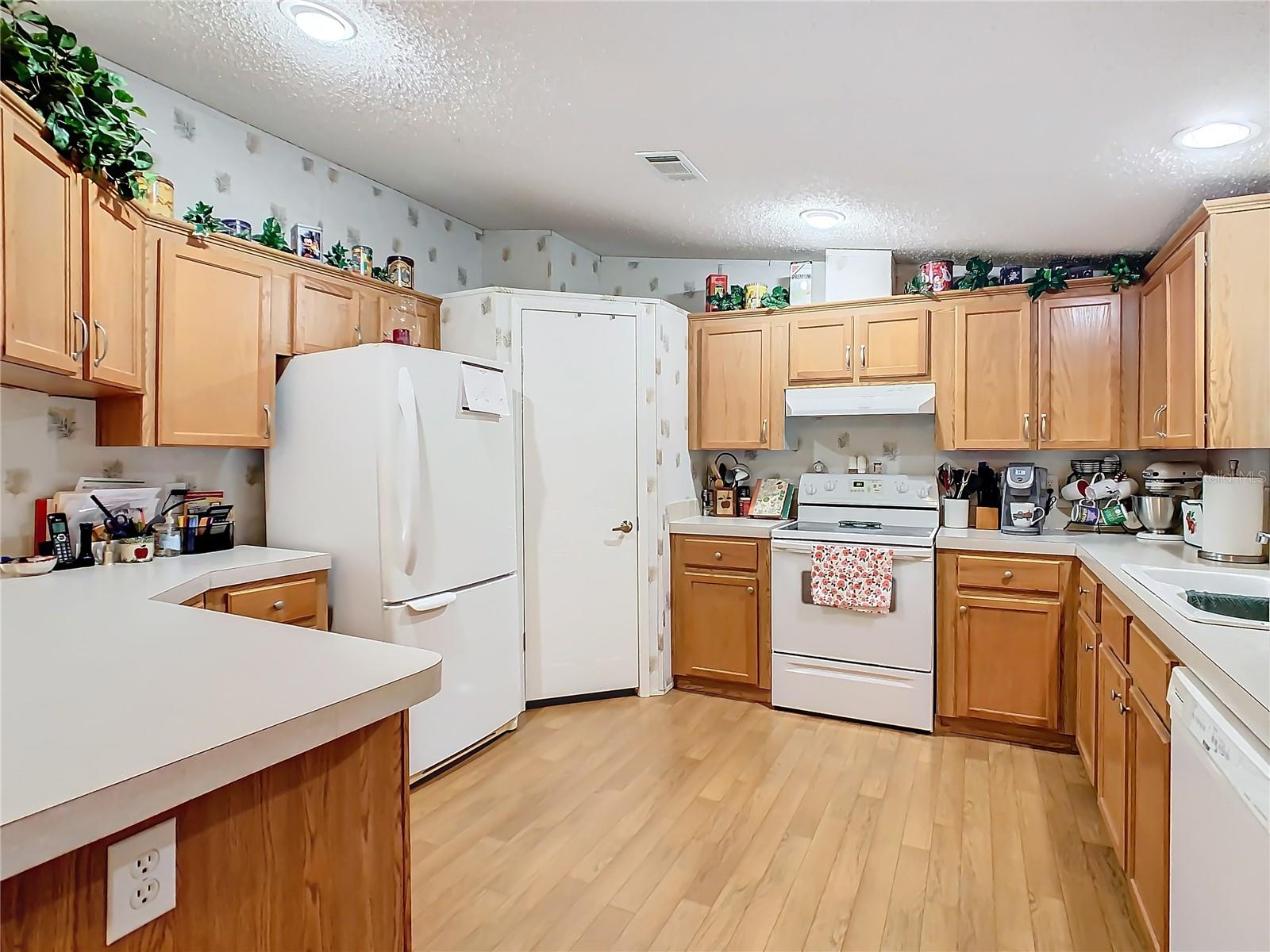 157 Orangewood Dr Property Photo 13