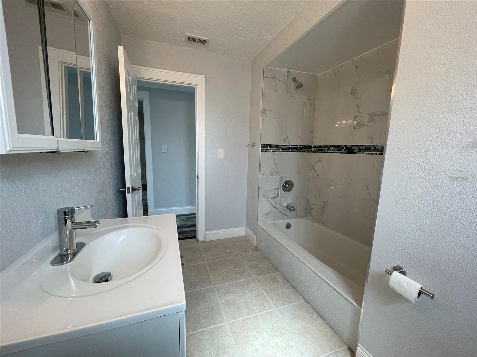 103 Gordon Dr Property Photo 18