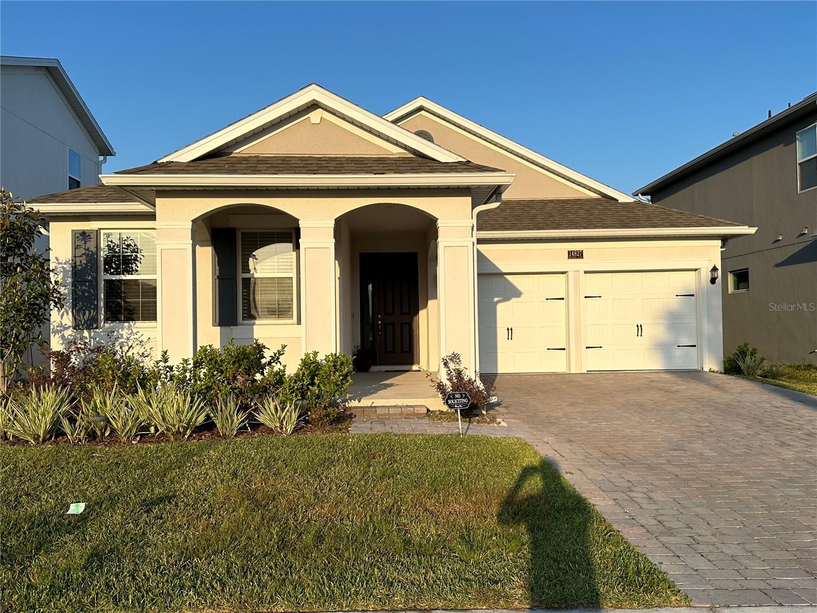 14827 Milfoil Ave Property Photo 5