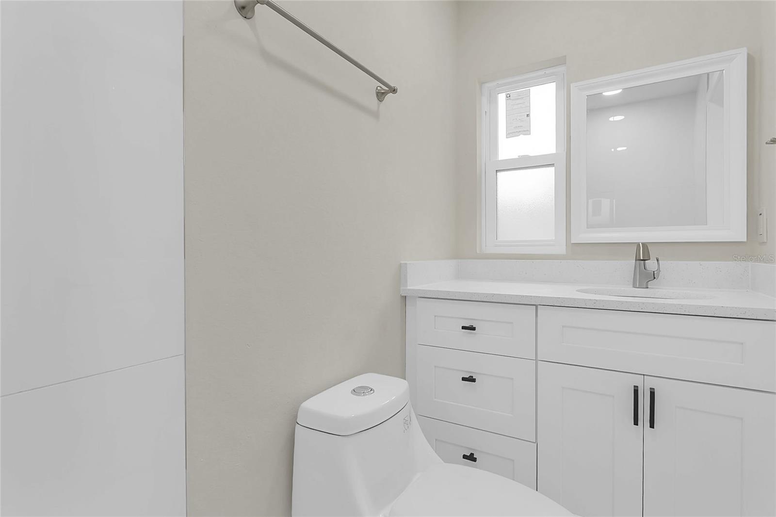 2612 Roxbury Rd Property Photo 9