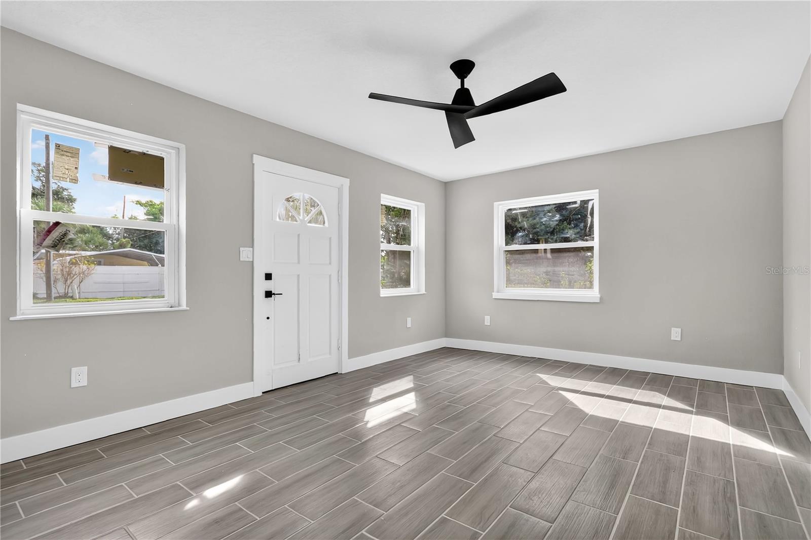 2612 Roxbury Rd Property Photo 16