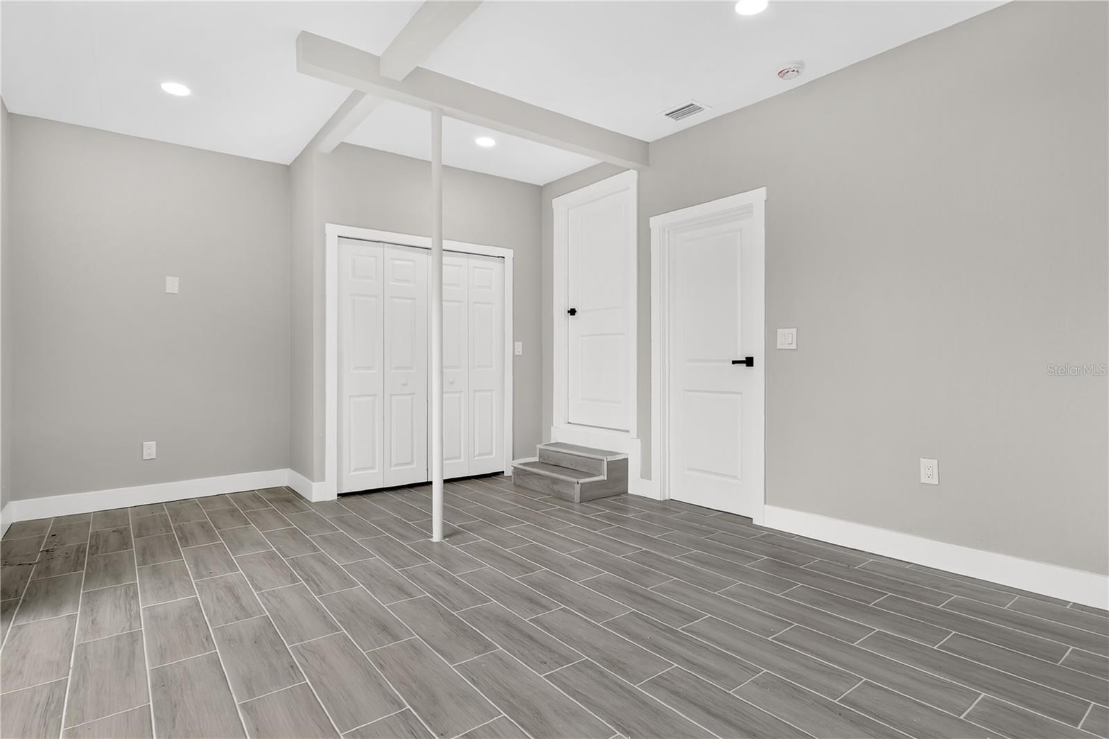 2612 Roxbury Rd Property Photo 22