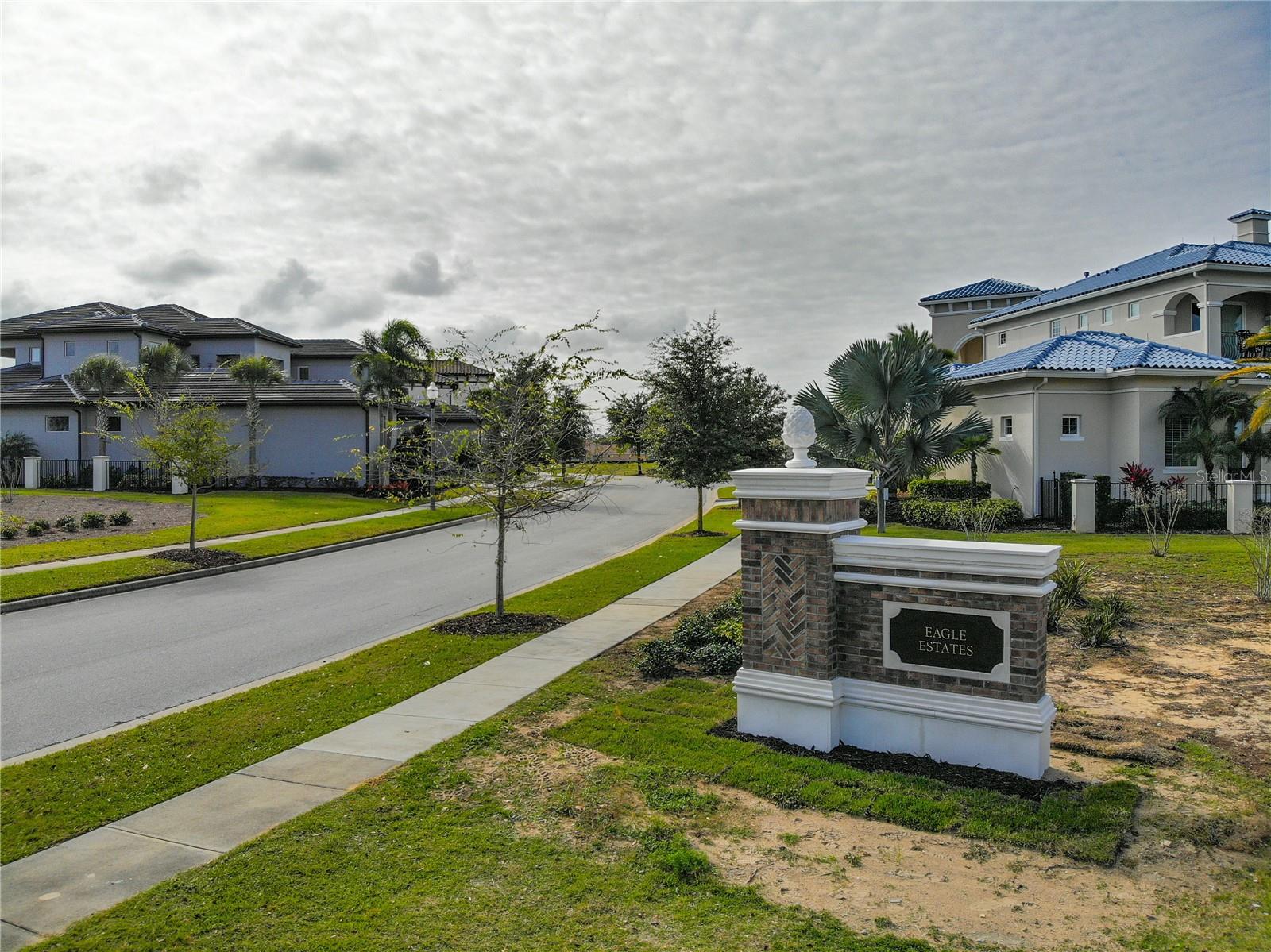 8033 Twin Eagles Loop Property Photo 5