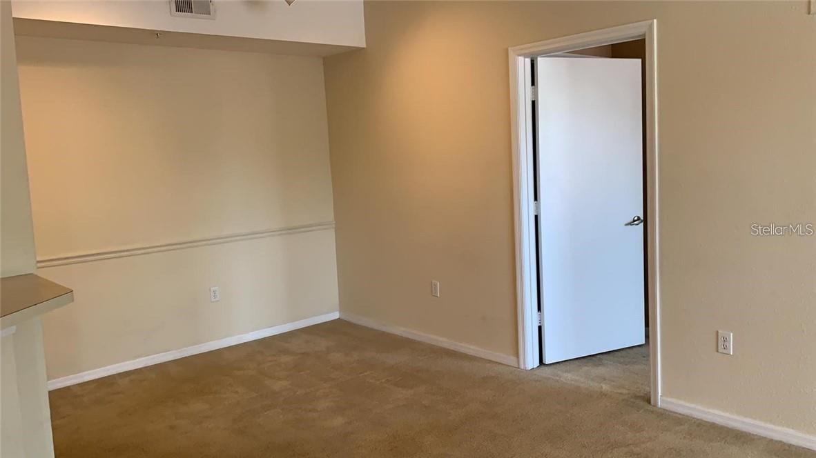 5554 Metrowest Blvd #206 Property Photo 5