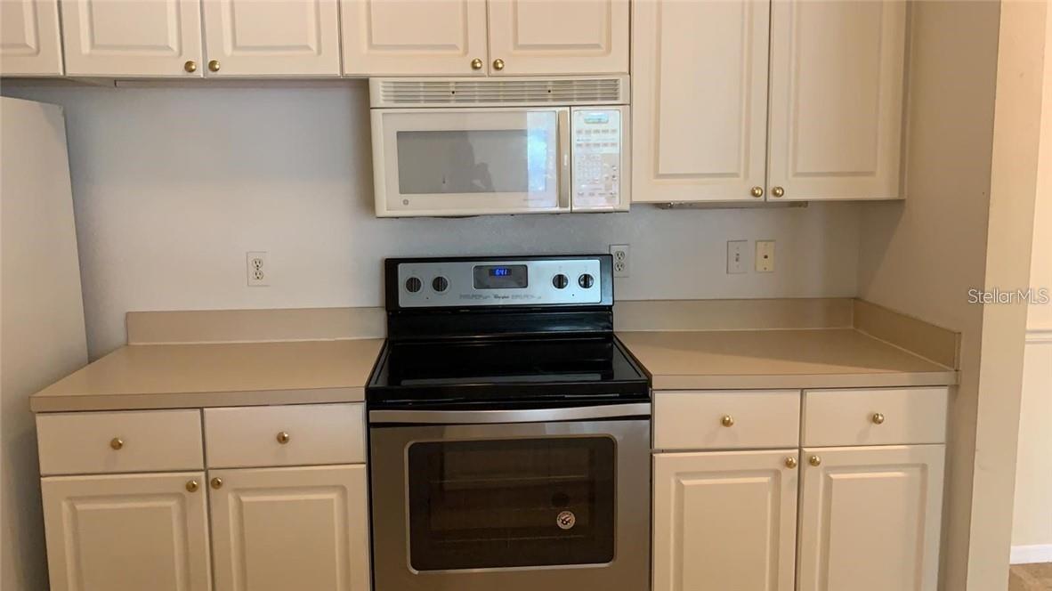5554 Metrowest Blvd #206 Property Photo 6