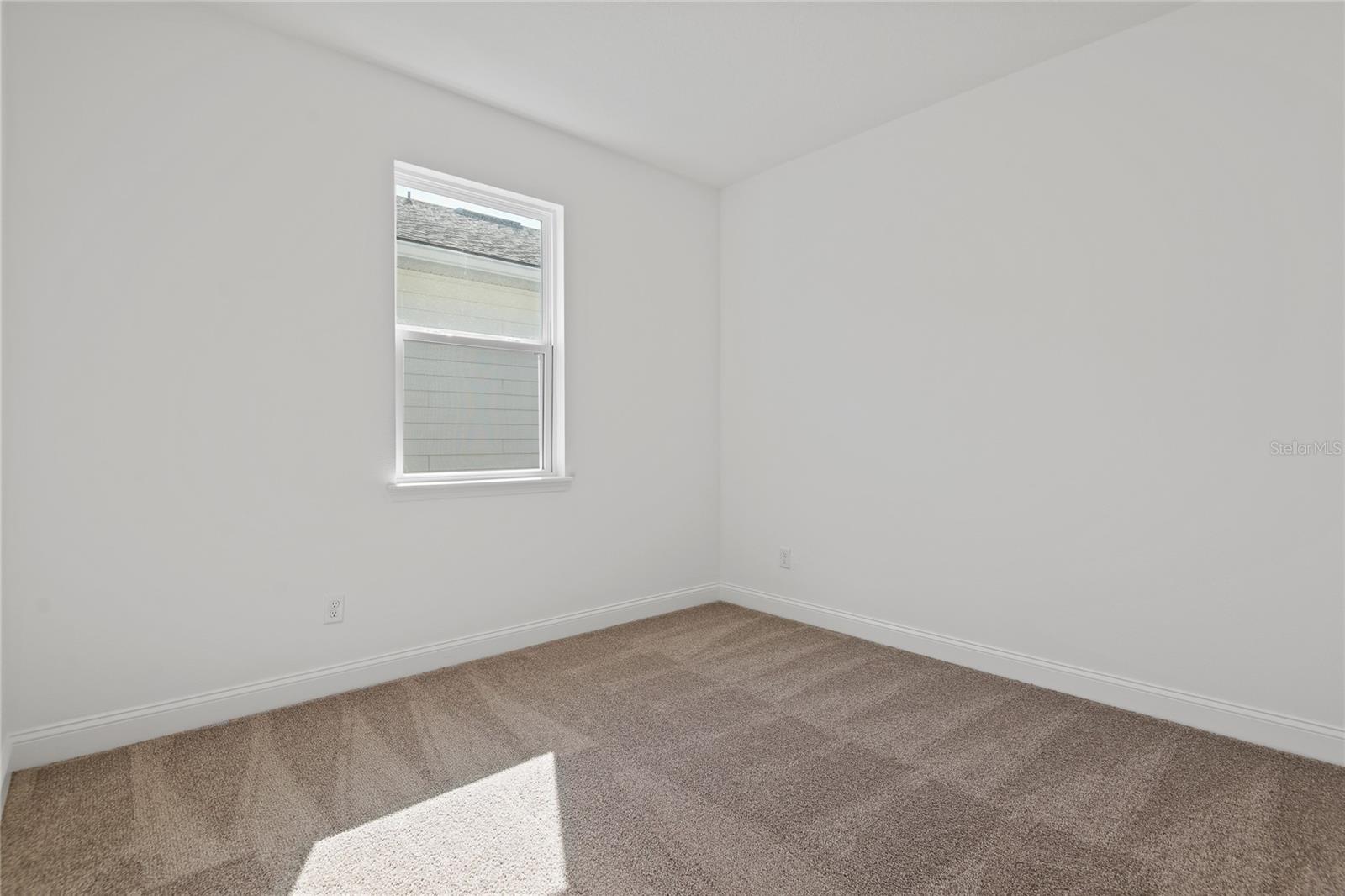 200 Enclave Ave Property Photo 7