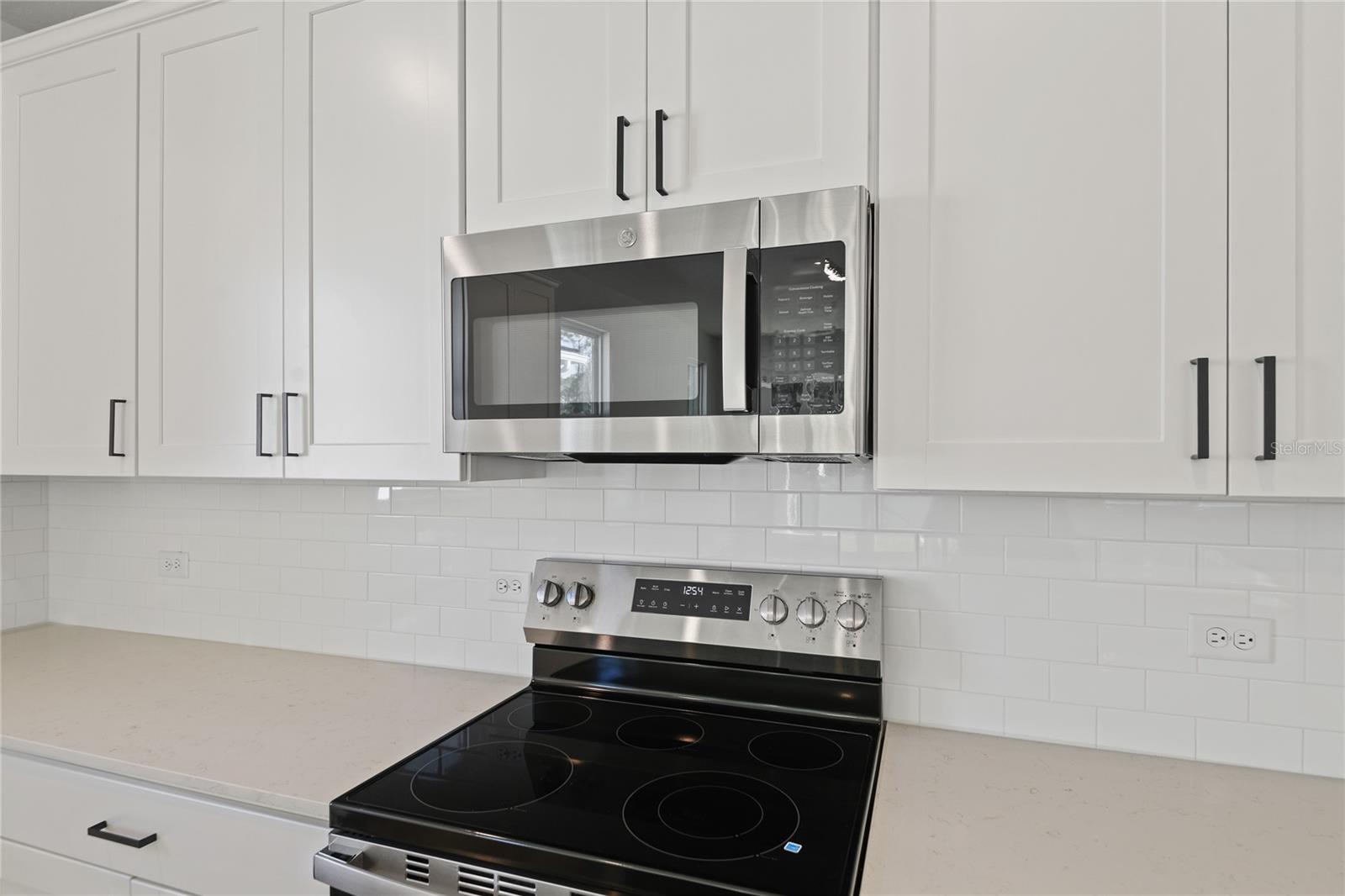 200 Enclave Ave Property Photo 10