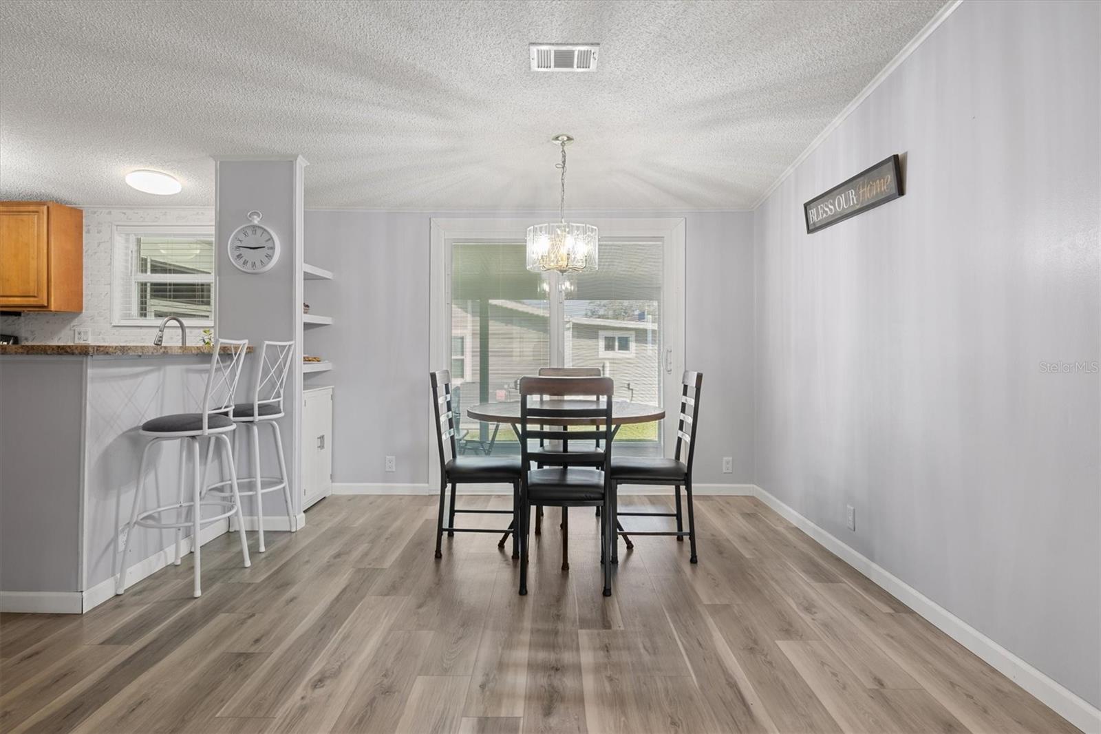 6302 Treasure Valley Loop Property Photo 10