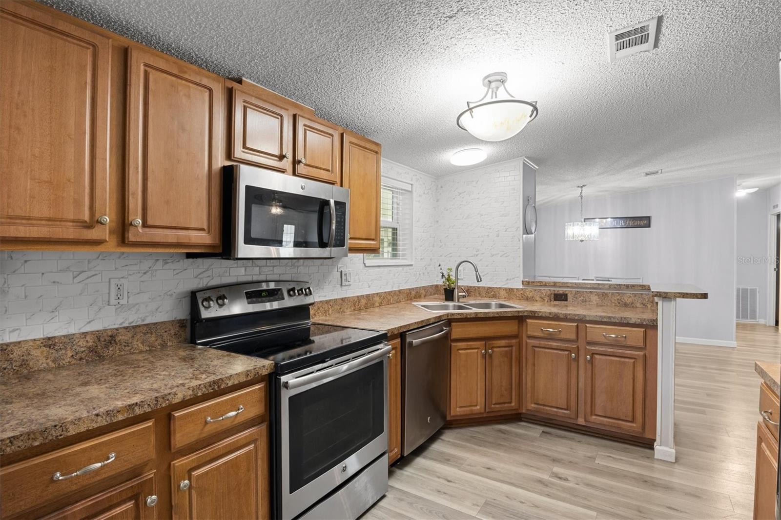 6302 Treasure Valley Loop Property Photo 13
