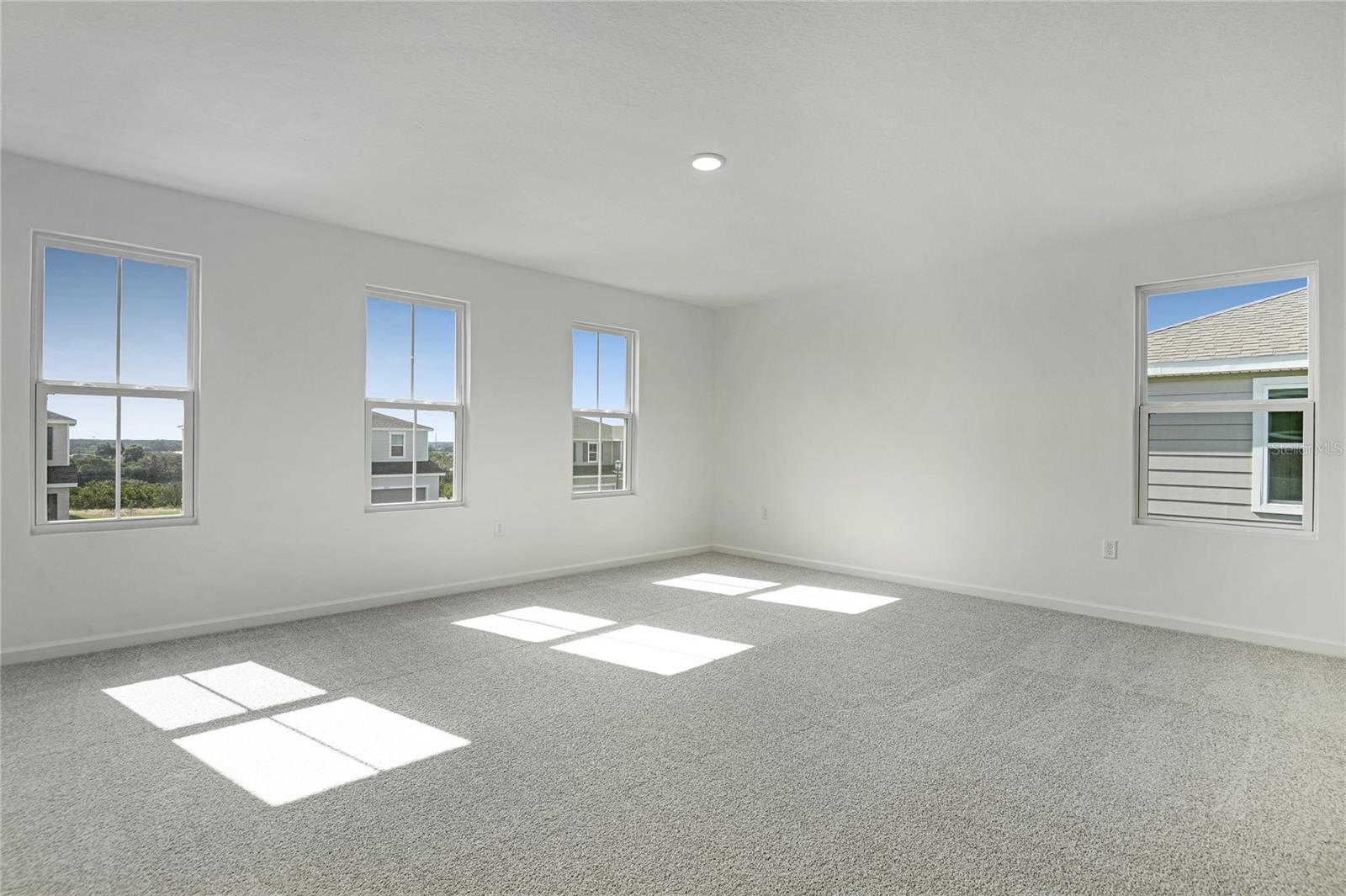 1257 Daisy Hill Ave Property Photo 10