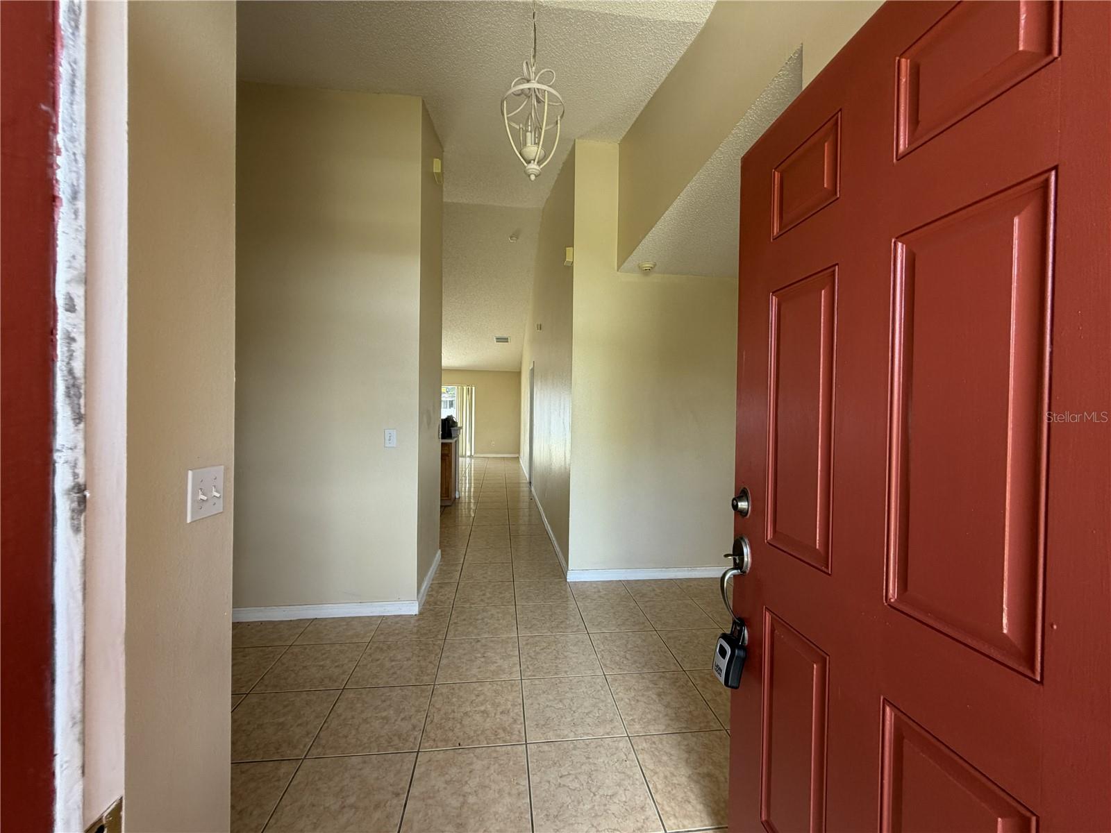 1158 Saint Tropez Ct Property Photo 4