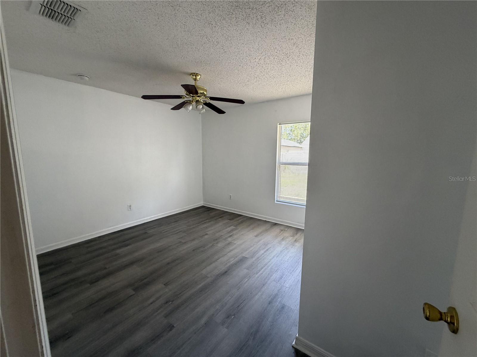 1158 Saint Tropez Ct Property Photo 23