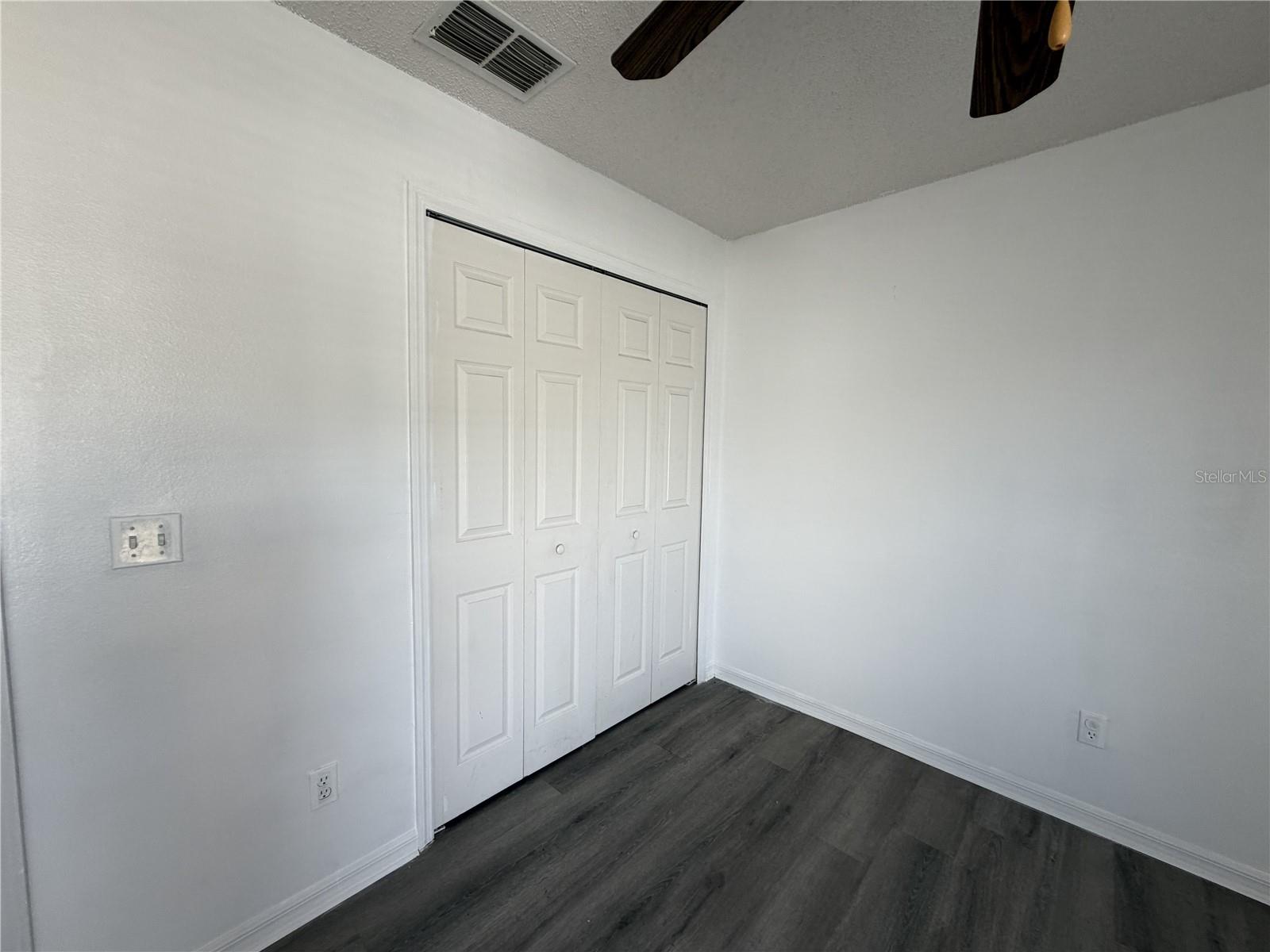 1158 Saint Tropez Ct Property Photo 26