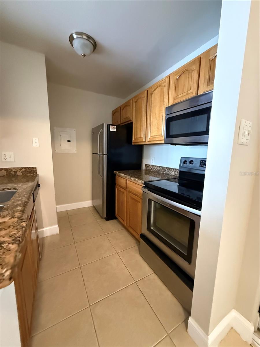 3831 Bowline Cir #204 Property Photo 8