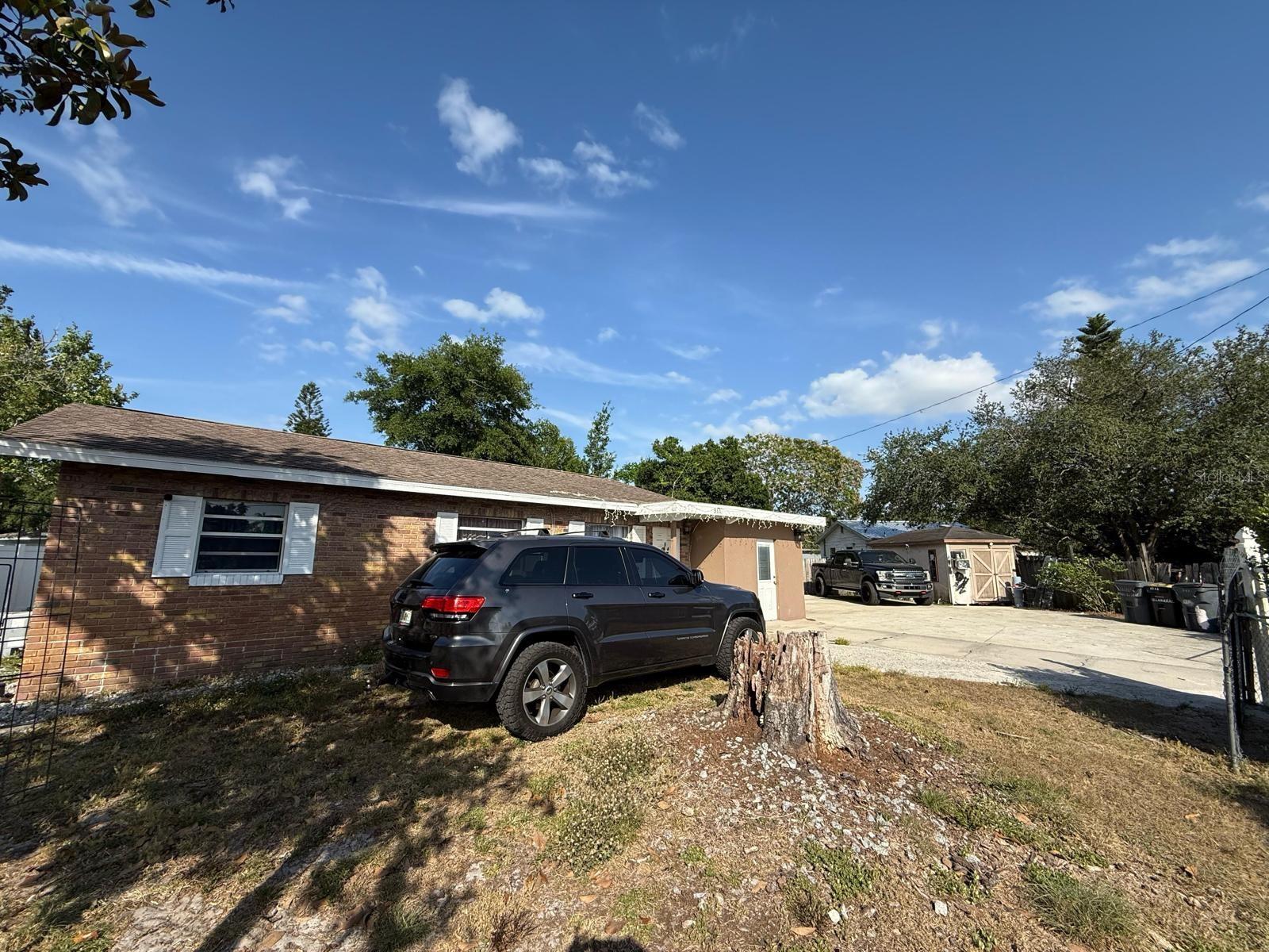 311 Congress Ave Property Photo 17
