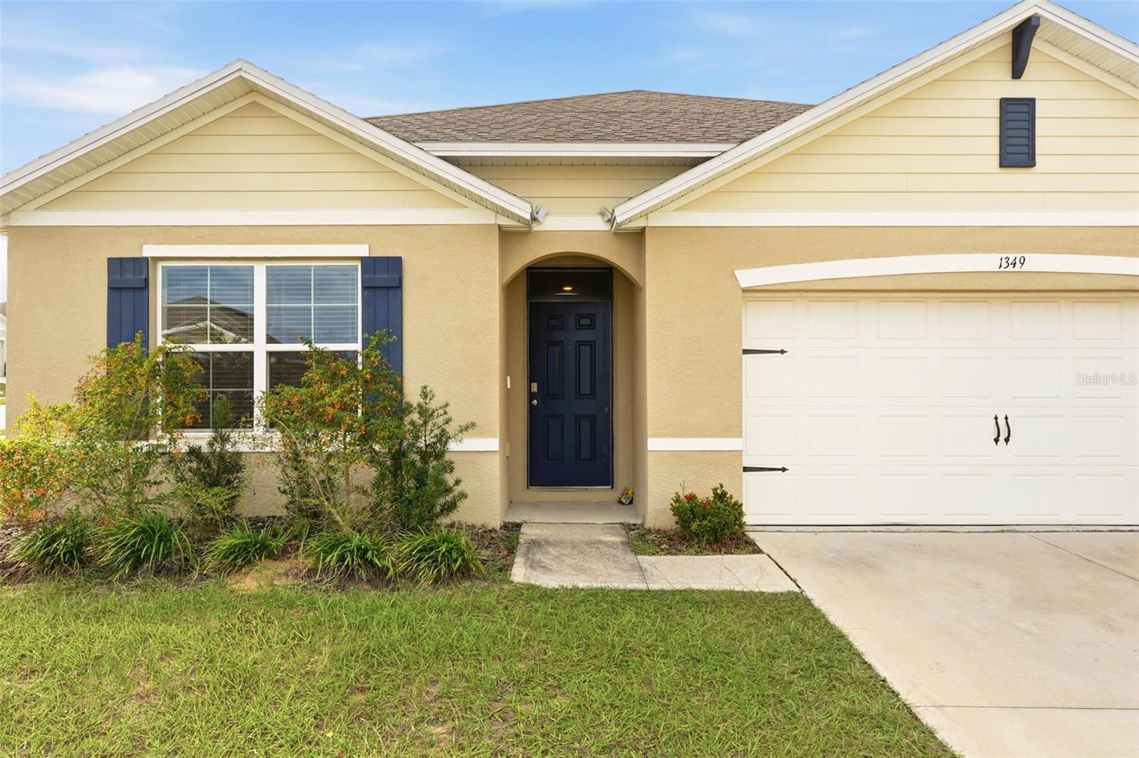1349 Sugarwood St Property Photo 3