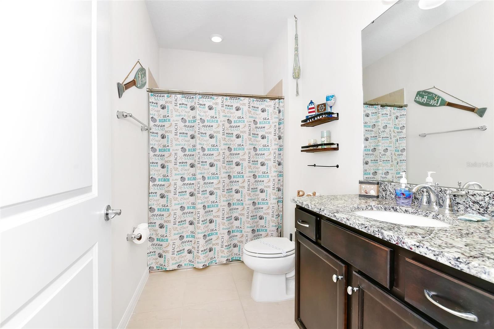 3721 Pacific Ln Property Photo 17
