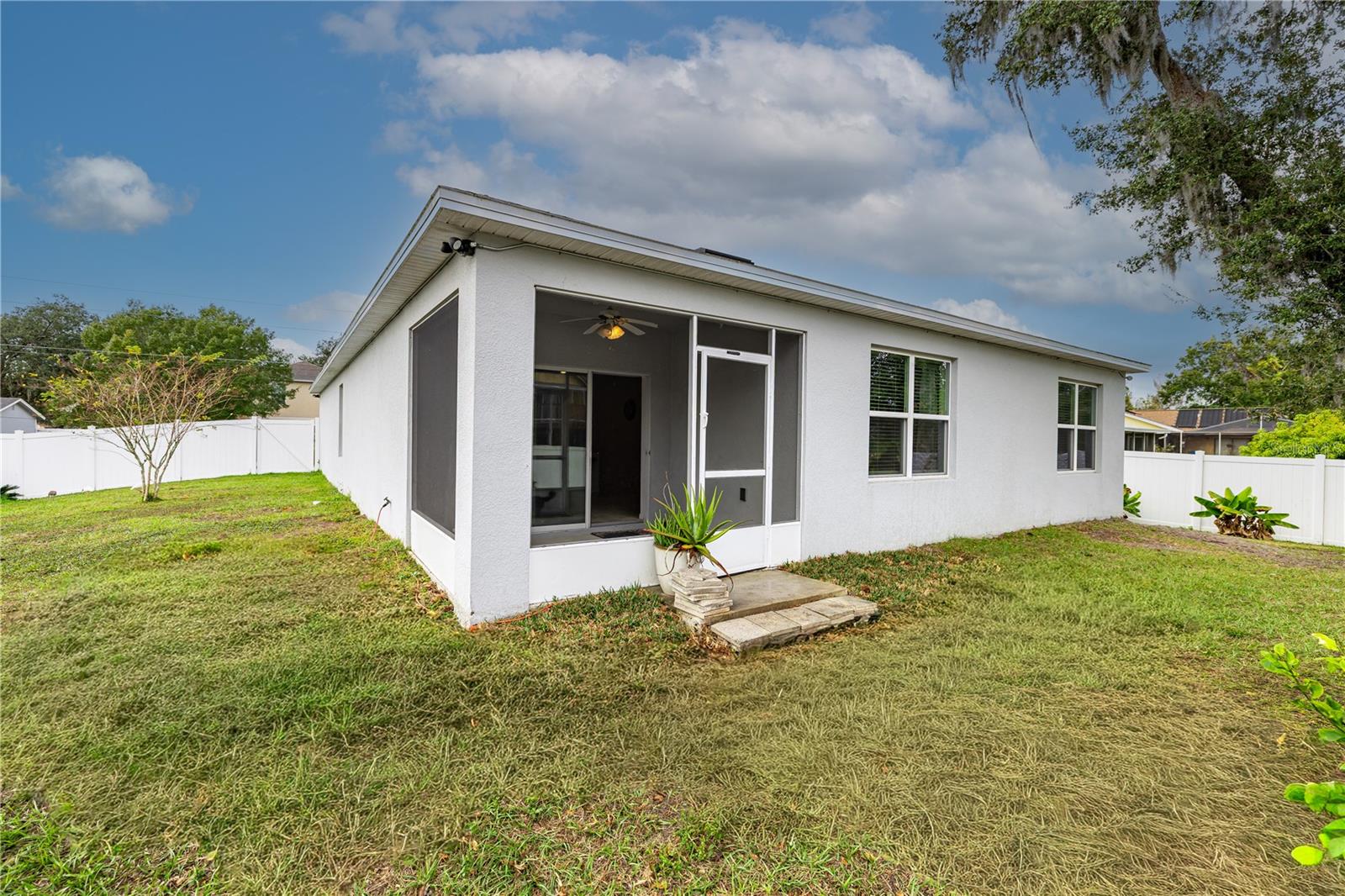 415 Francisco Way Property Photo 18