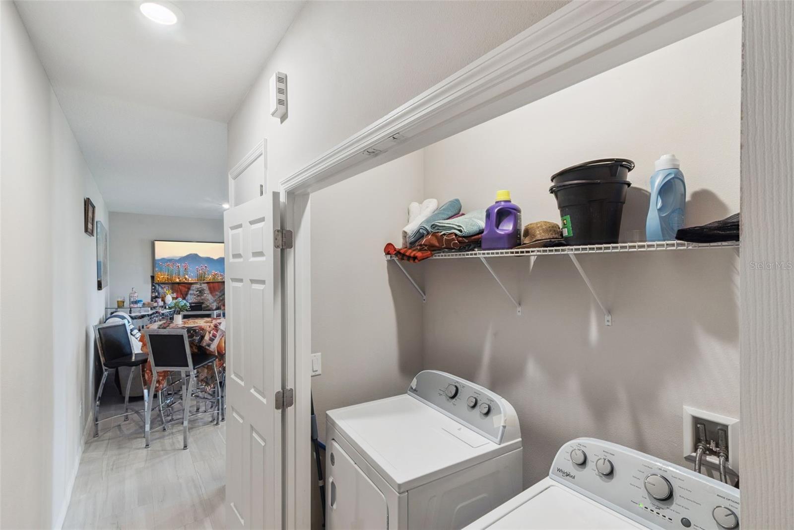 1021/1023 Titcomb St Property Photo 9