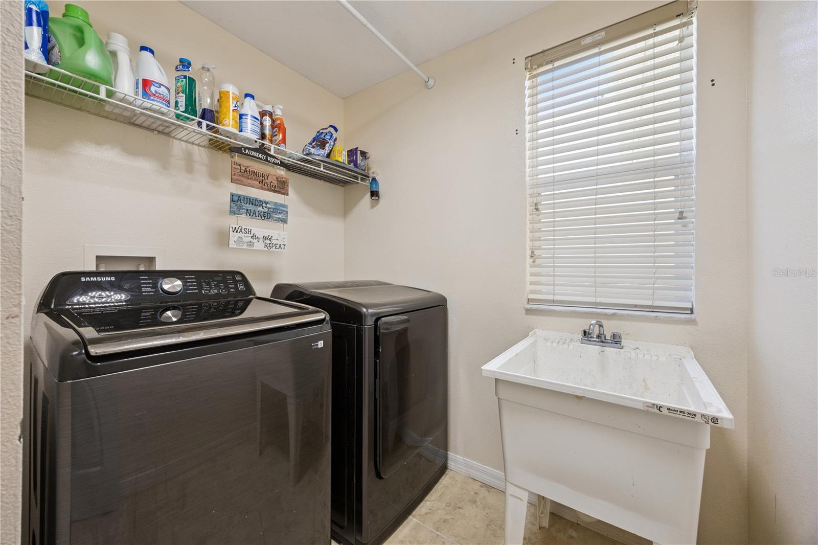 3660 Daydream Pl Property Photo 30