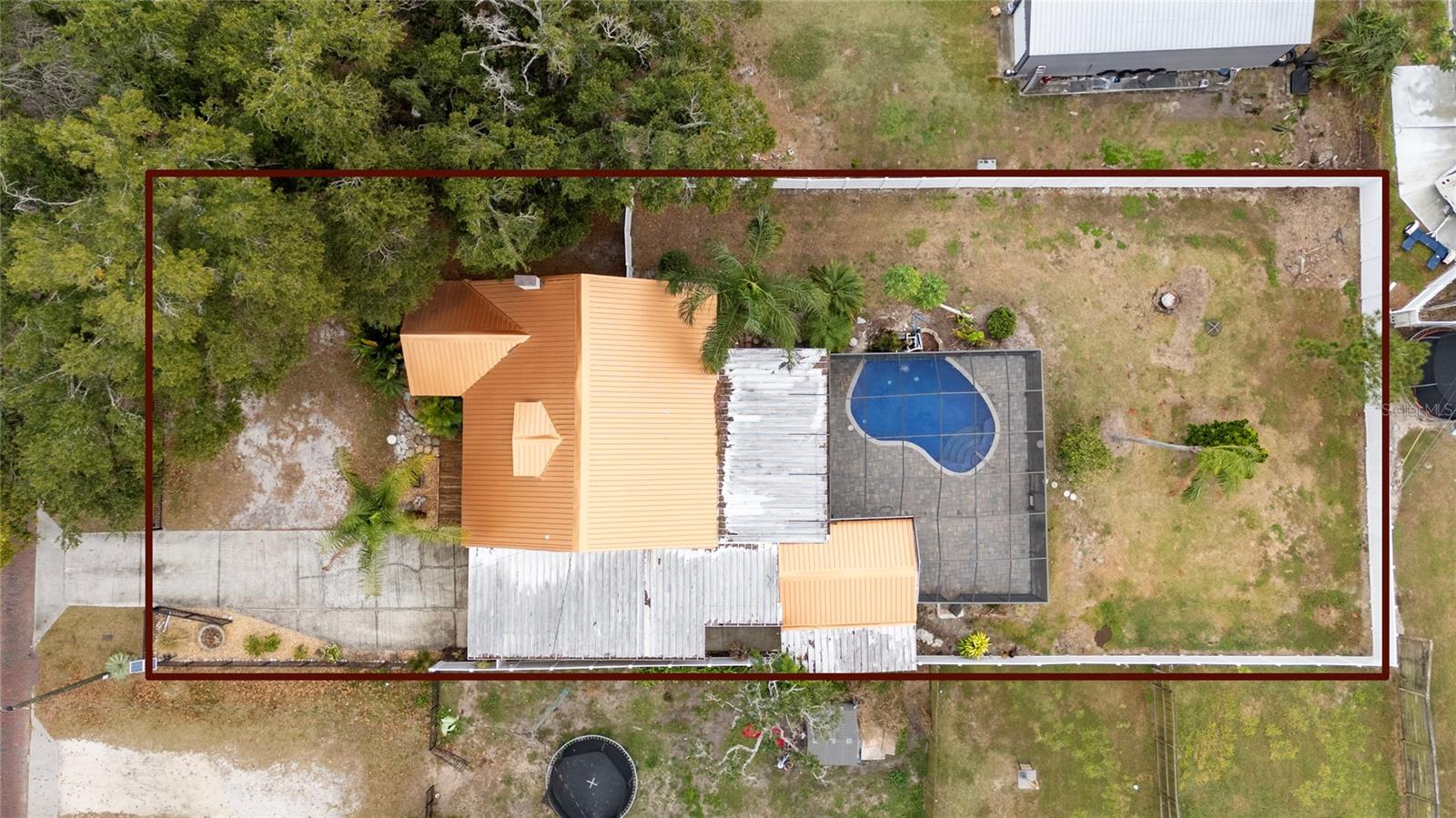 511 Glendale St Property Photo 5
