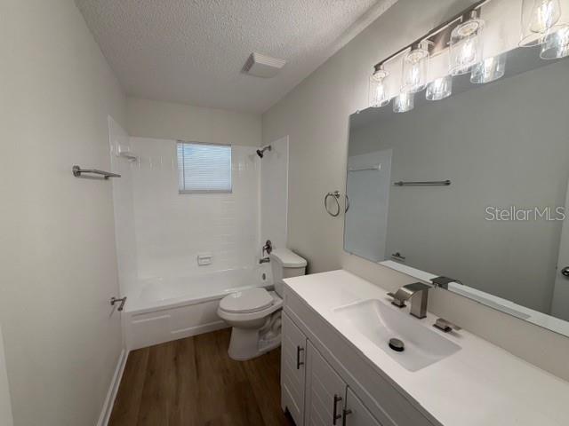 3736 Pine Cir Property Photo 10