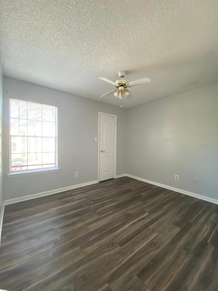 4400 Thornbriar Ln #205 Property Photo 8