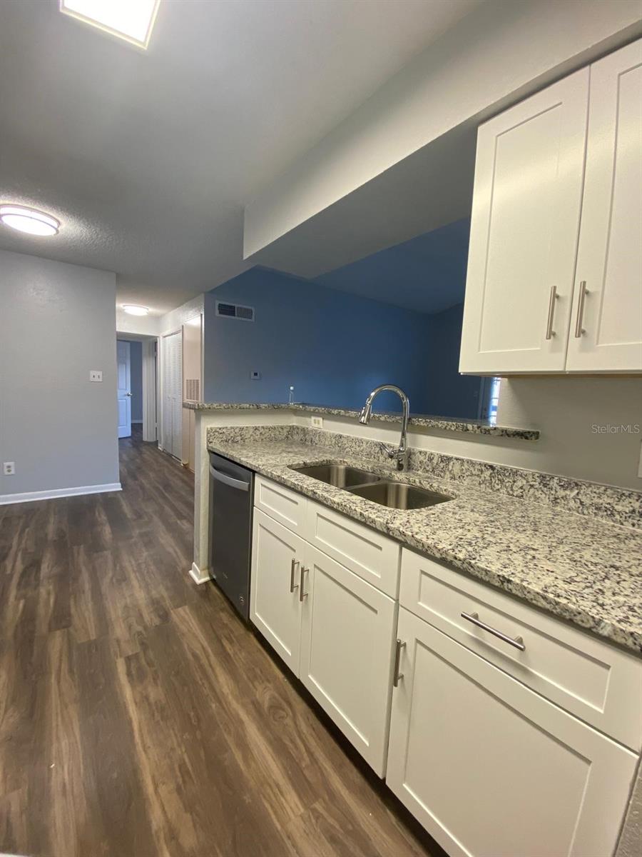 4400 Thornbriar Ln #205 Property Photo 14