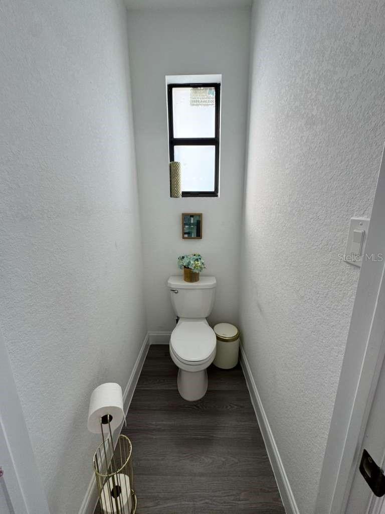 407 Ranier Ave Property Photo 11
