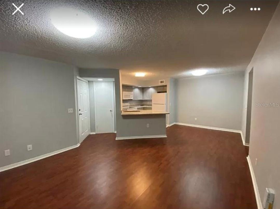 4532 Commander Dr #2122 Property Photo 2