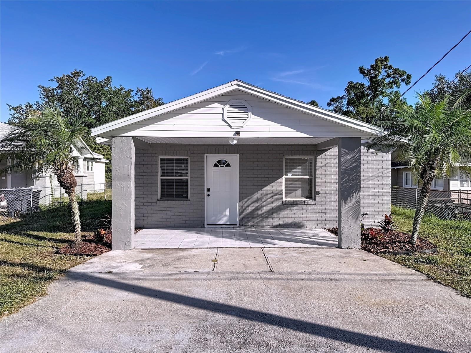 2408 E MAGNOLIA ST Property Photo 1