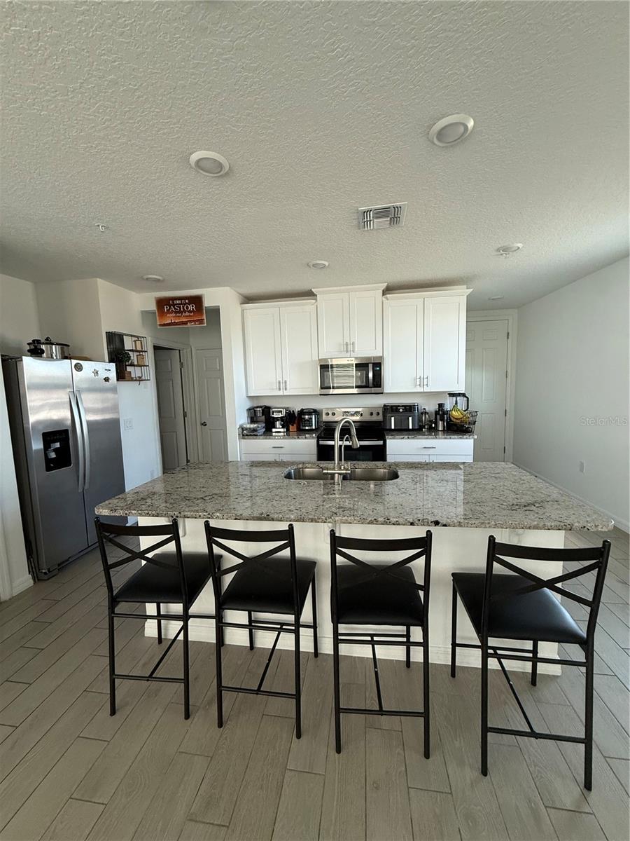 2130 Crape Jasmine Ln Property Photo 7