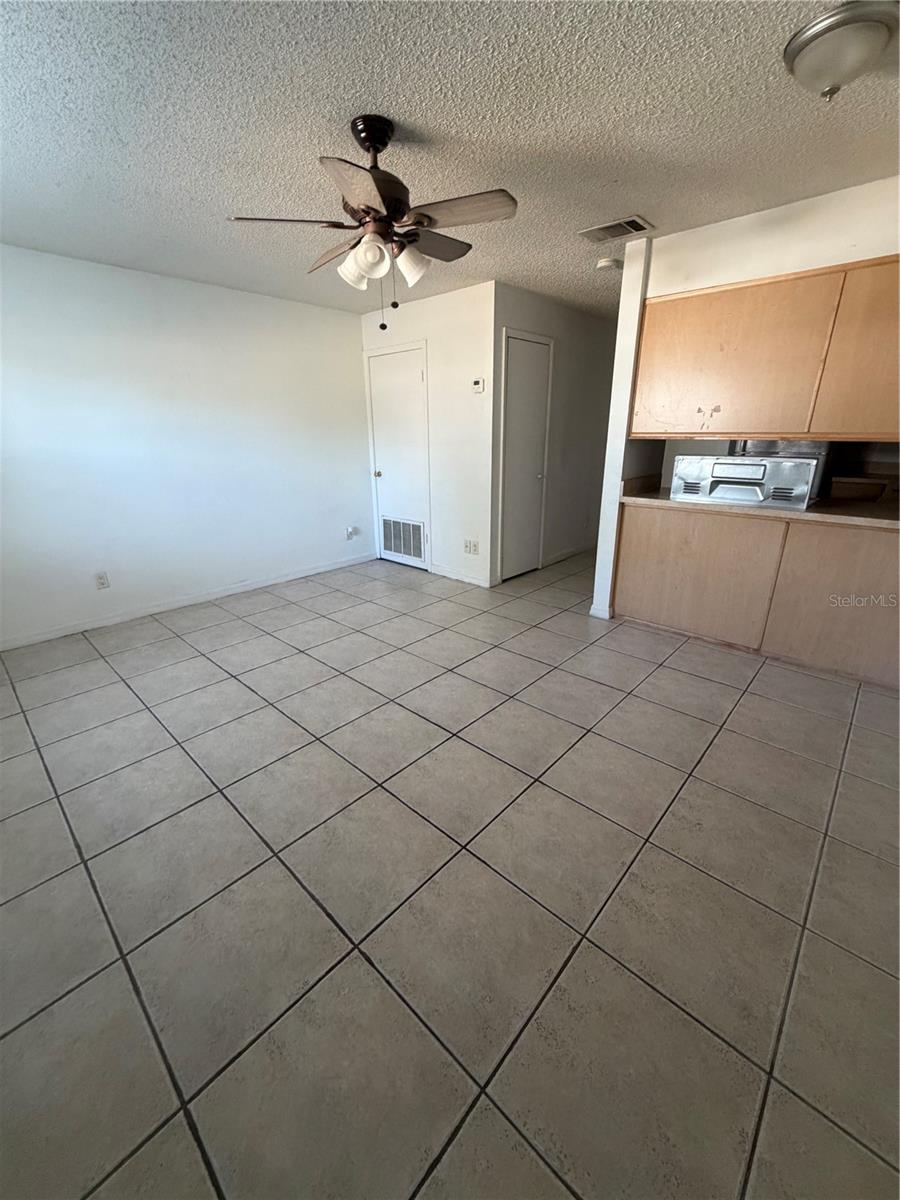 1 Lake Villa Way Property Photo 4