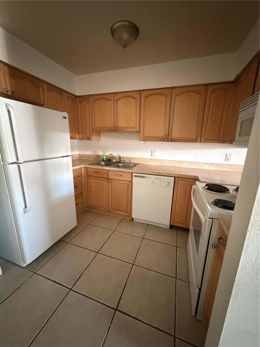1 Lake Villa Way Property Photo 8