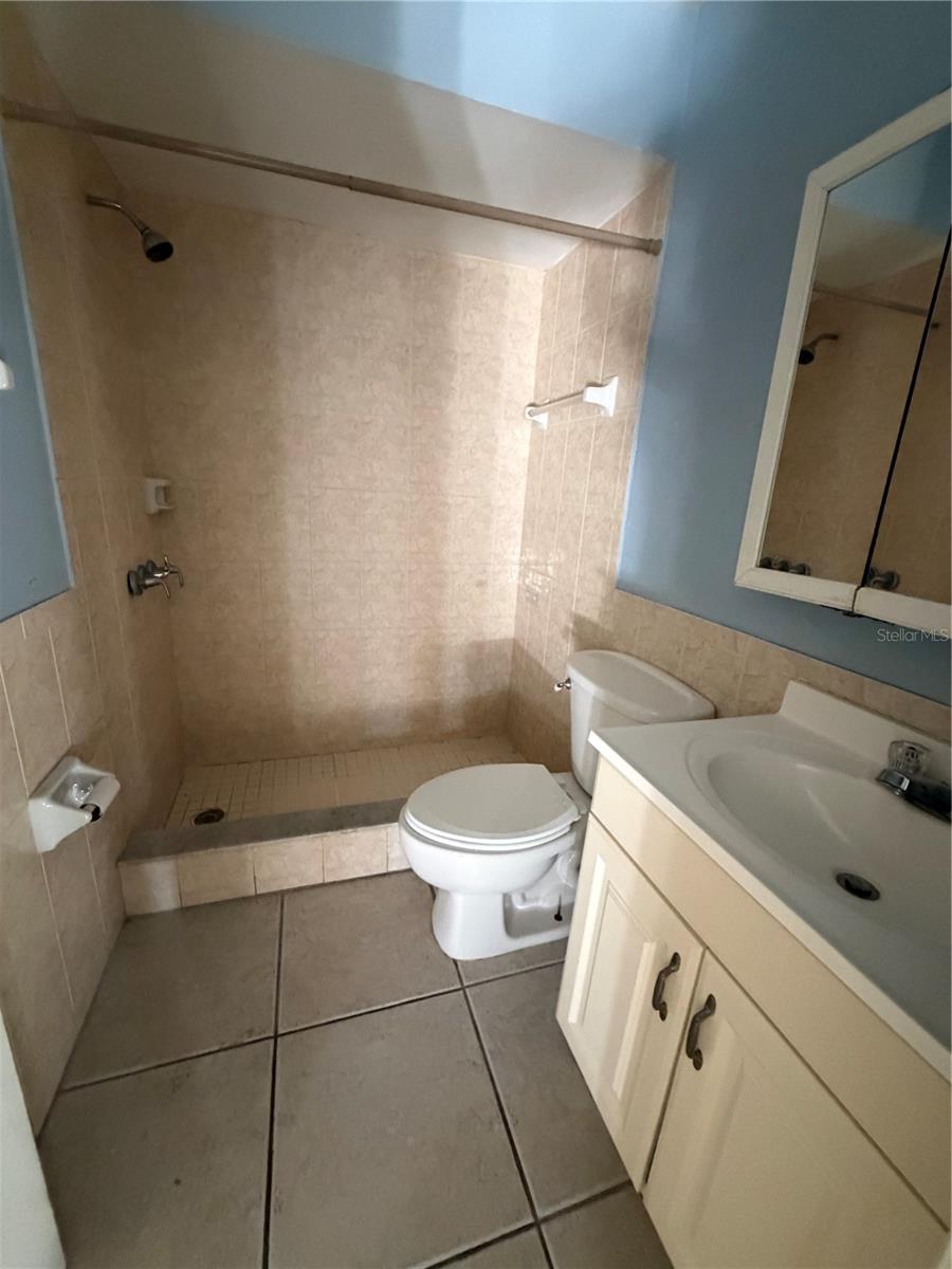 1 Lake Villa Way Property Photo 11