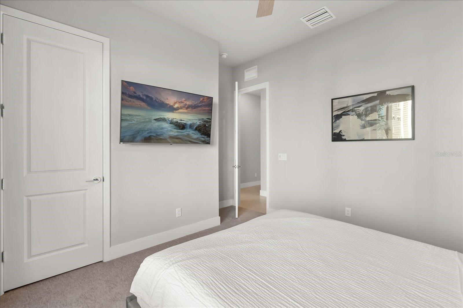 7760 Sandy Ridge Dr #102 Property Photo 15