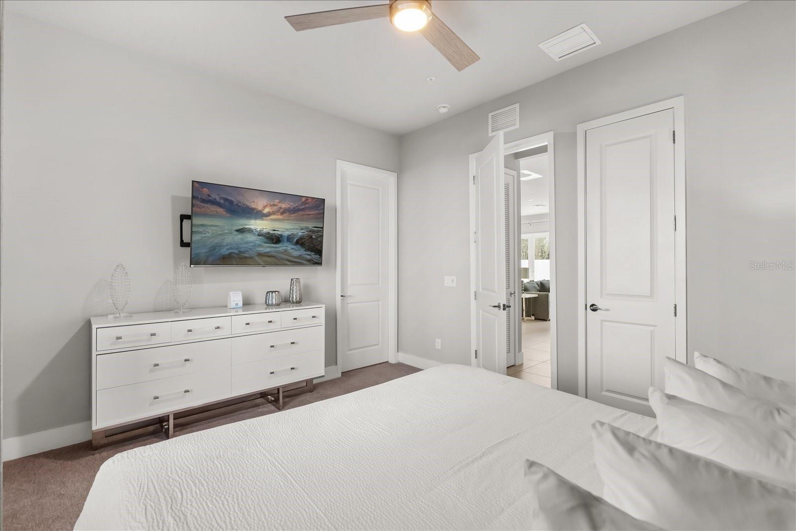 7760 Sandy Ridge Dr #102 Property Photo 17
