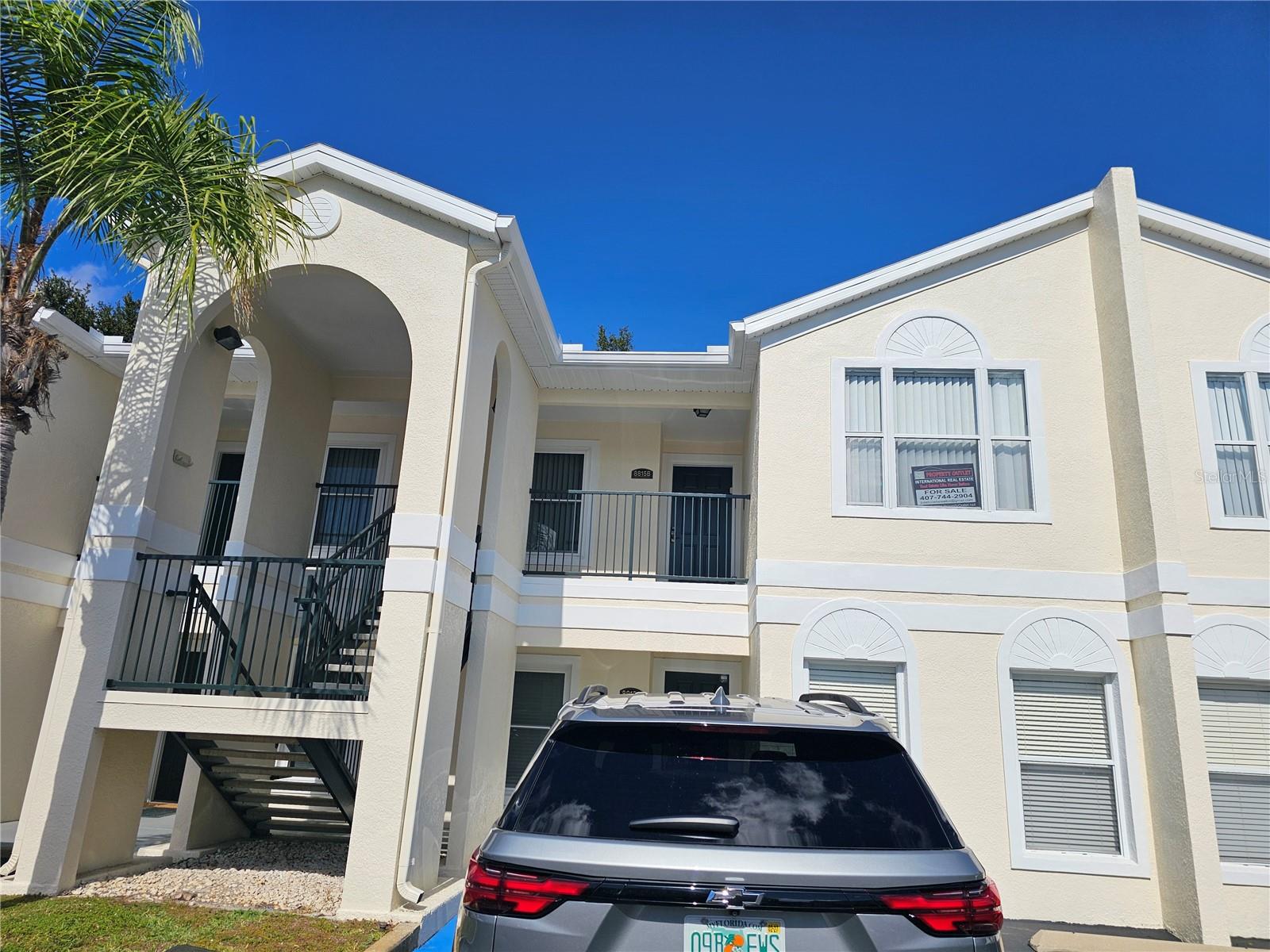 8815 Grand Palms Cir #b Property Photo 2