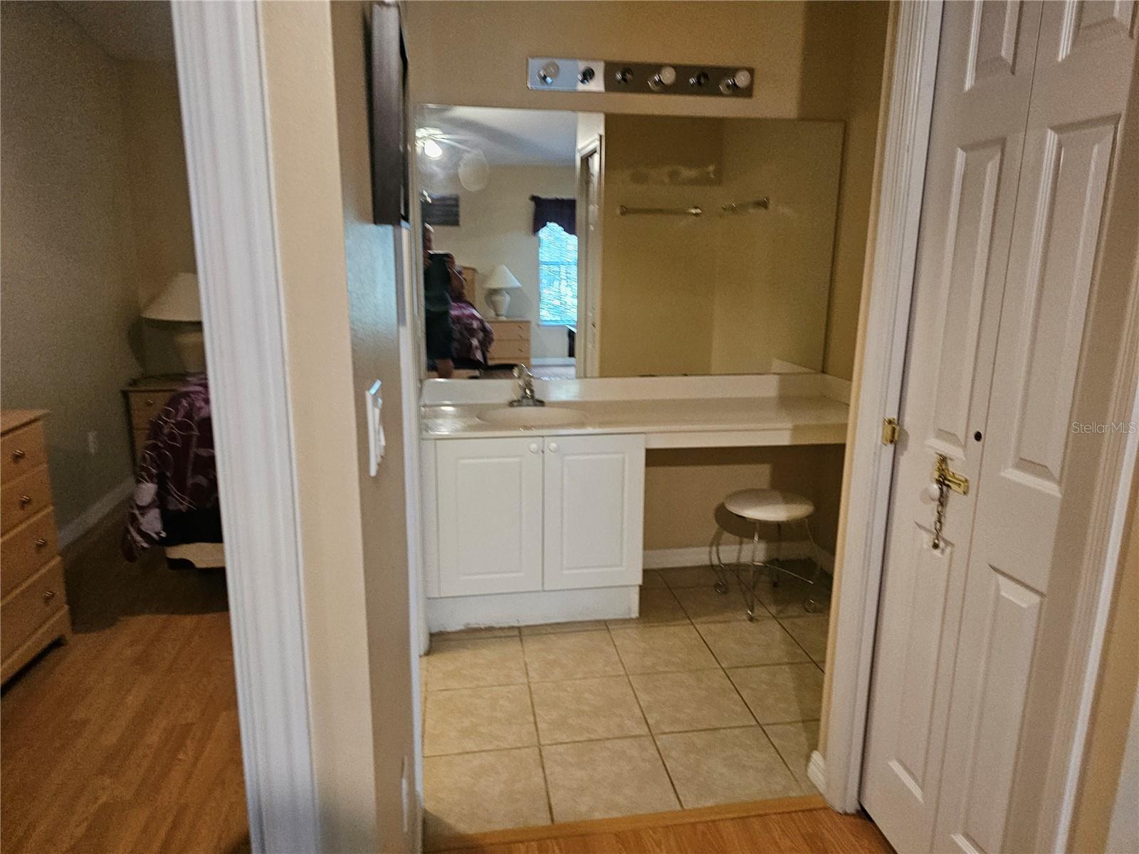 8815 Grand Palms Cir #b Property Photo 7