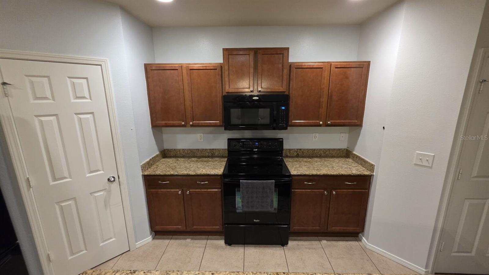 4630 Chatterton Way Property Photo 11