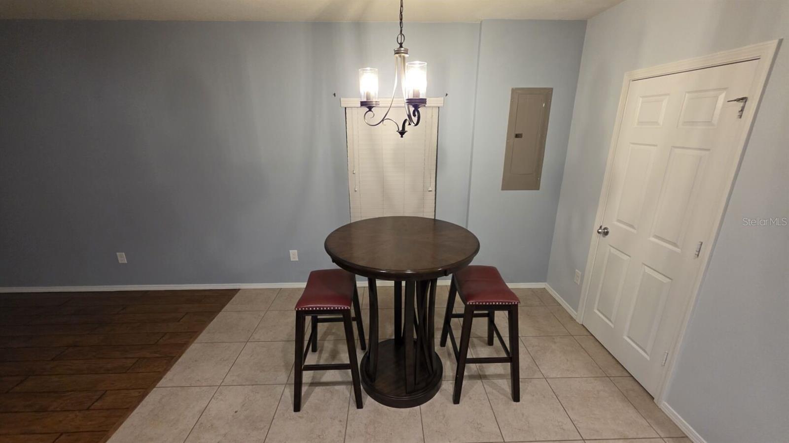 4630 Chatterton Way Property Photo 16