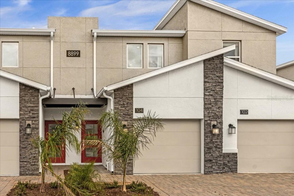 8899 CABOT CLIFFS DR #104