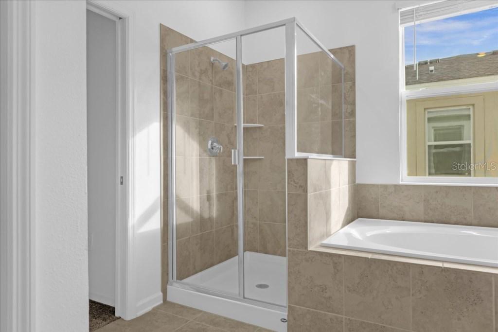 8899 Cabot Cliffs Dr #104 Property Photo 17