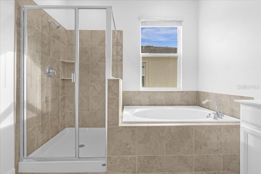 8899 Cabot Cliffs Dr #104 Property Photo 18
