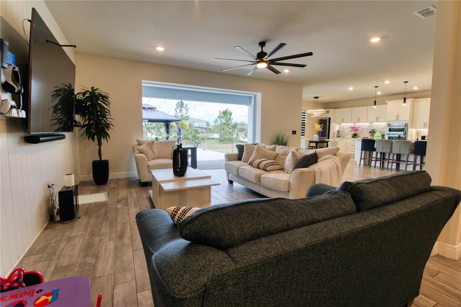 3262 Hanging Tide St Property Photo 14