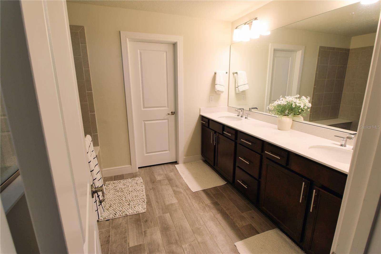3262 Hanging Tide St Property Photo 41